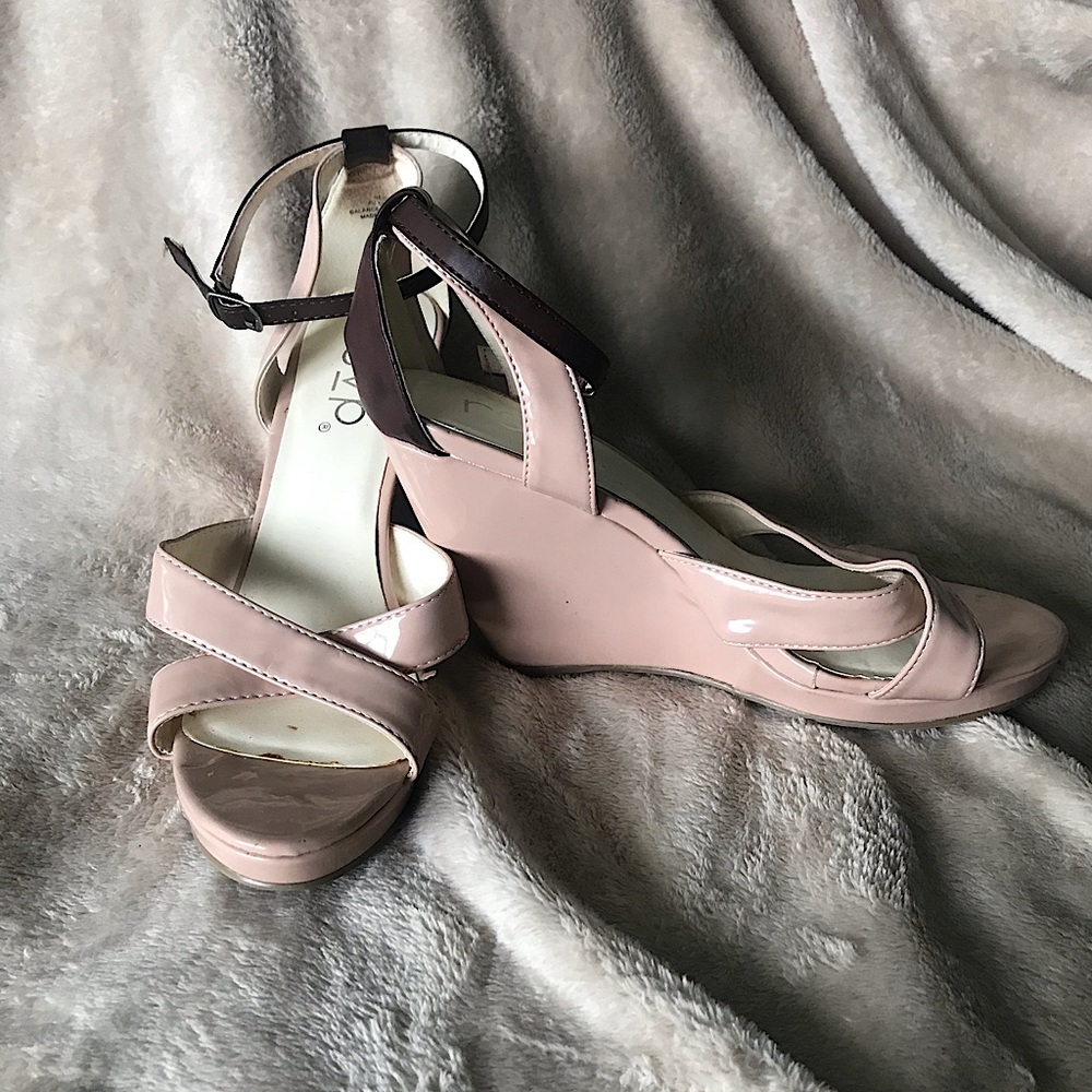Wedges - Picture 2 of 3
